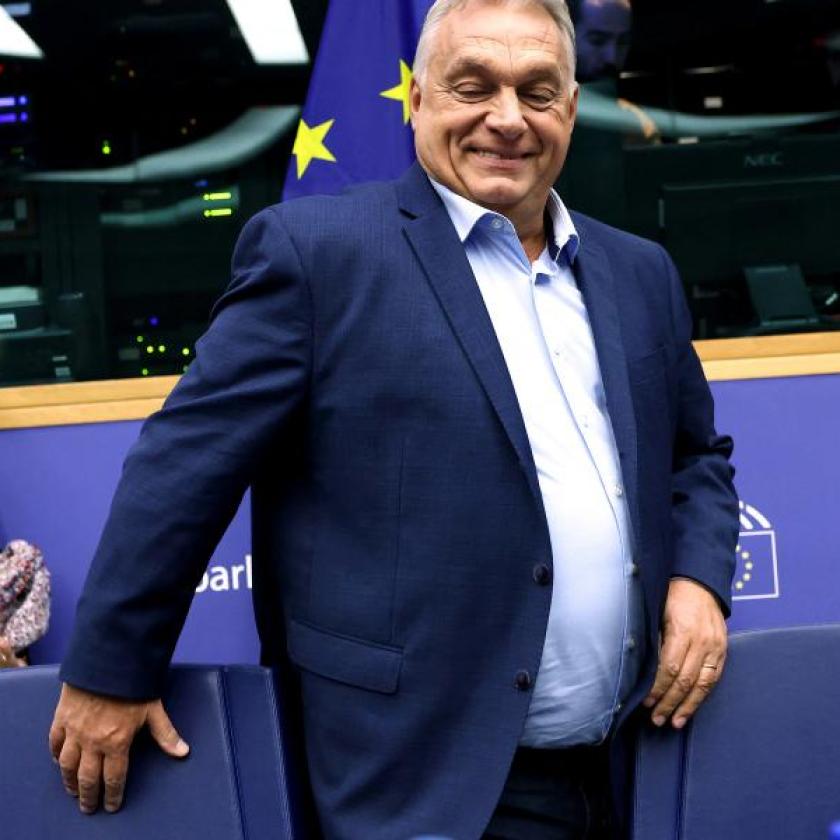 Orbán Viktor ébresztőt fújni érkezett Strabourgba