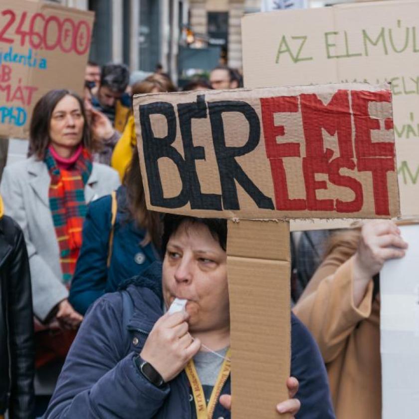 Orbán Viktor béremelést ígért, de a kormánya még aznap le is fújta az erről szóló tárgyalást