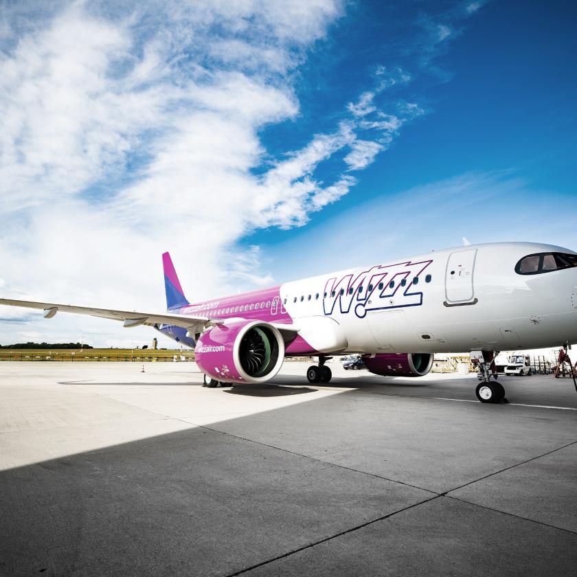 Egy buszsofőr benézett valamit Ferihegyen, aminek az lett a vége, hogy 200 Wizz Air-utas a dubaji reptéren ragadt