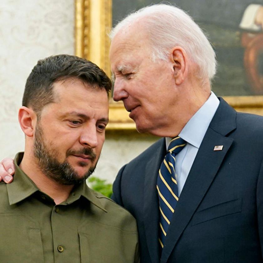 Washington Post: Biden engedélyezte, hogy Ukrajna egy nagy hatótávolságú amerikai fegyvert vessen be orosz területeken