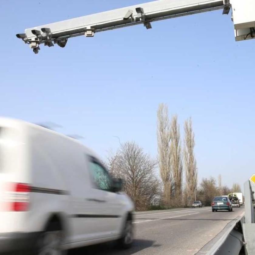 Nem szóltak róla, de már nemcsak a gyorshajtókra vadászik a VÉDA 