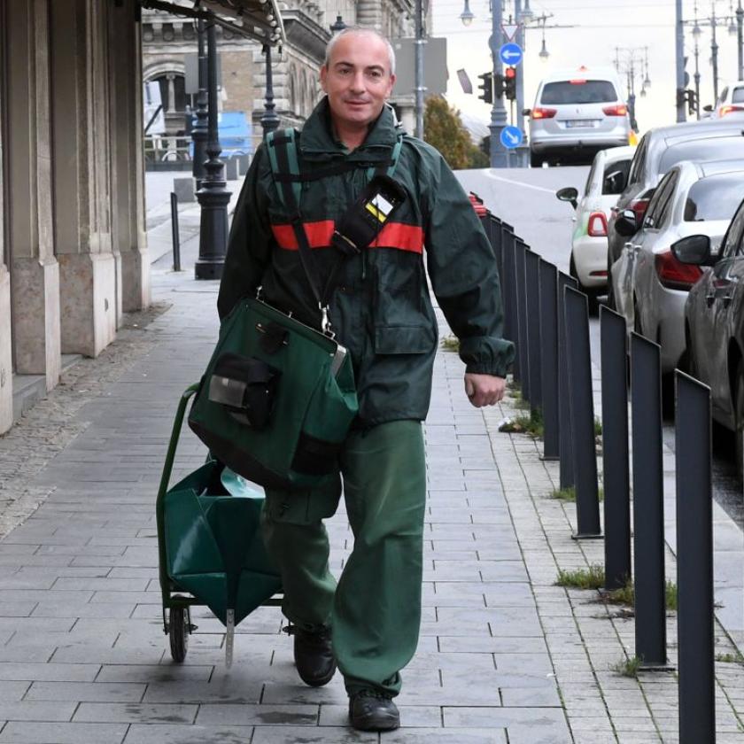 A Magyar Postánál "programozott" leépítés zajlik