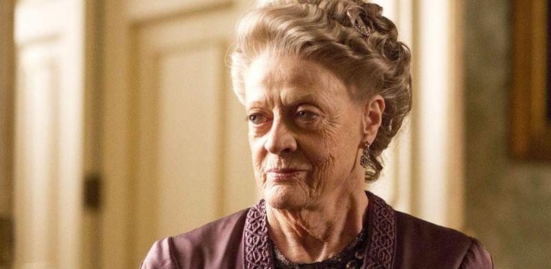 Elhunyt Maggie Smith