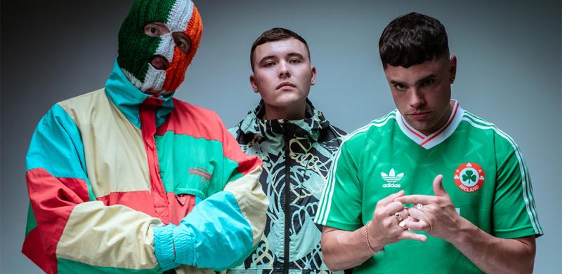 Hivatalos: kitiltották a Kneecapet Magyarországról, nem lesz Sziget-koncert 